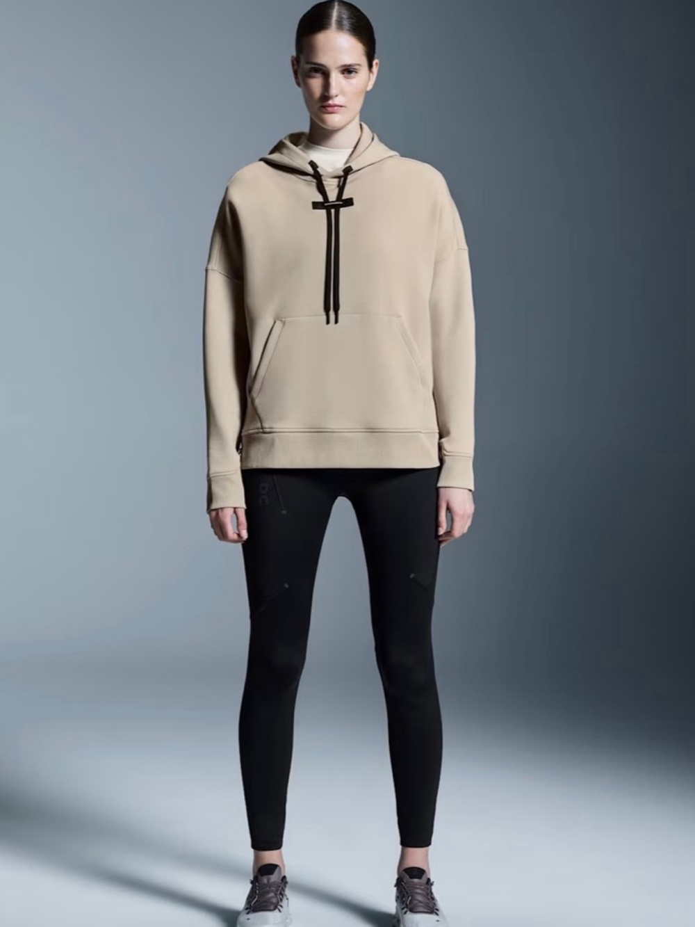 On Focus Desert Tech Hoodie